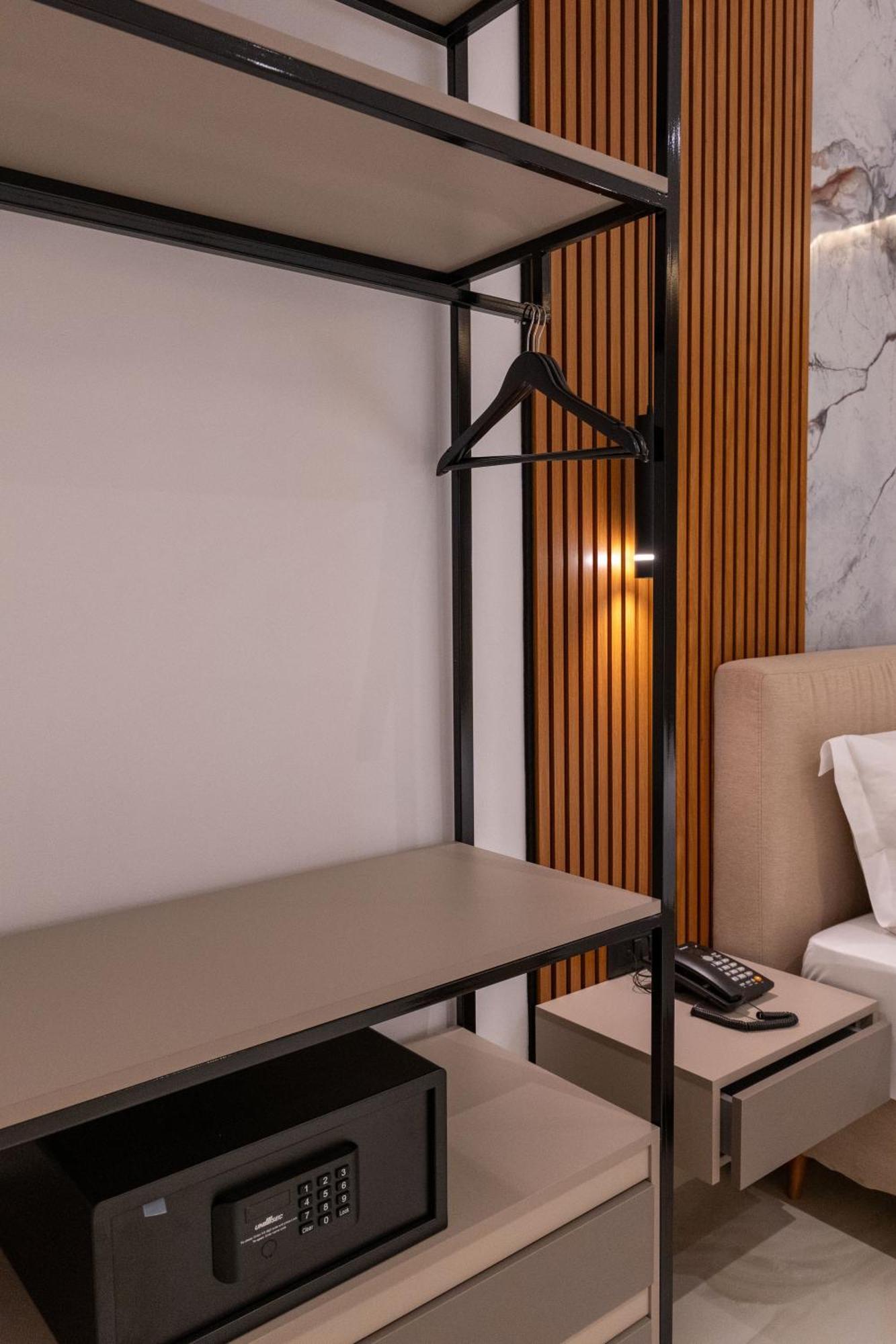 Litan Hotel Саранда Экстерьер фото