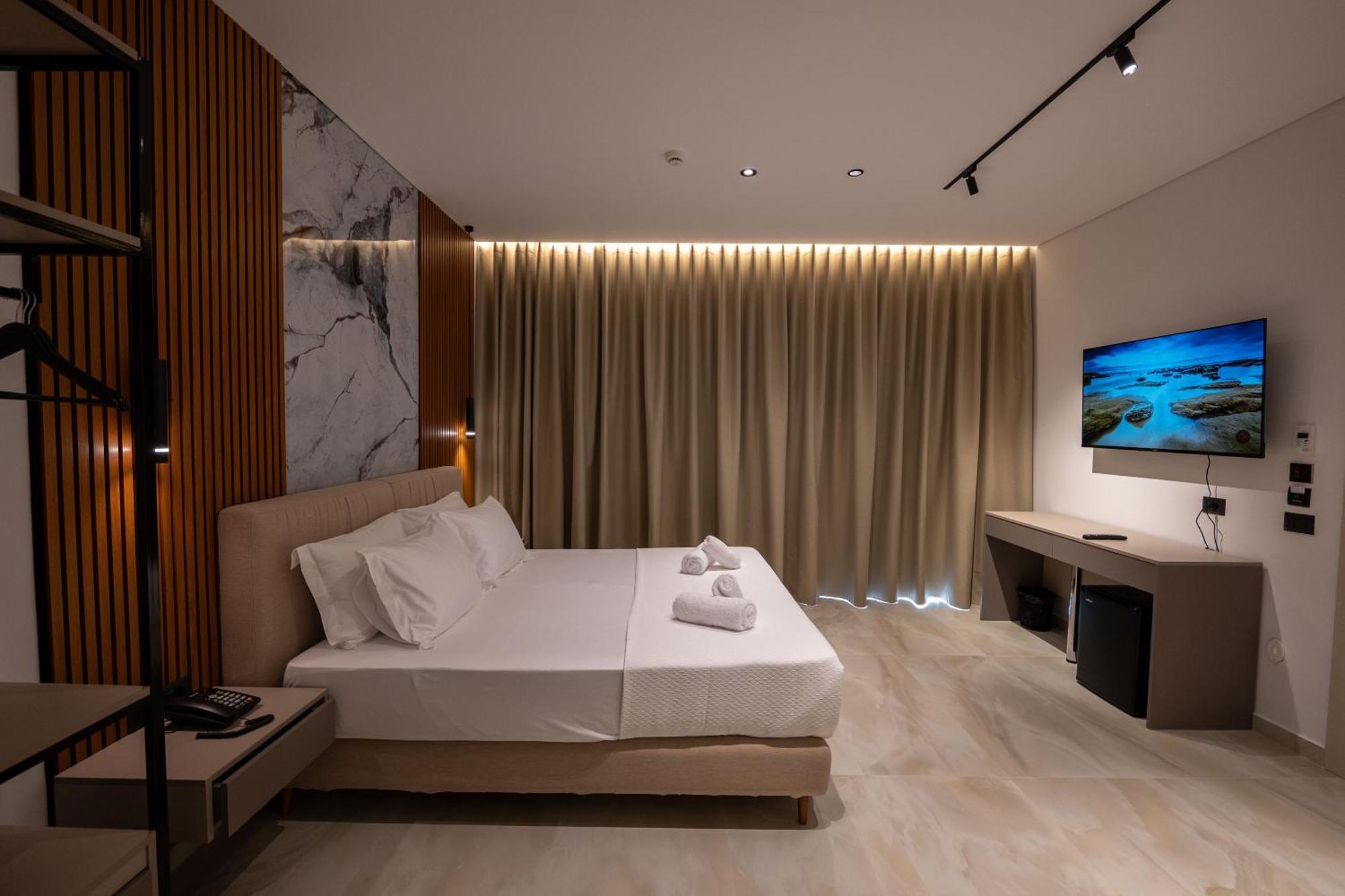 Litan Hotel Саранда Экстерьер фото