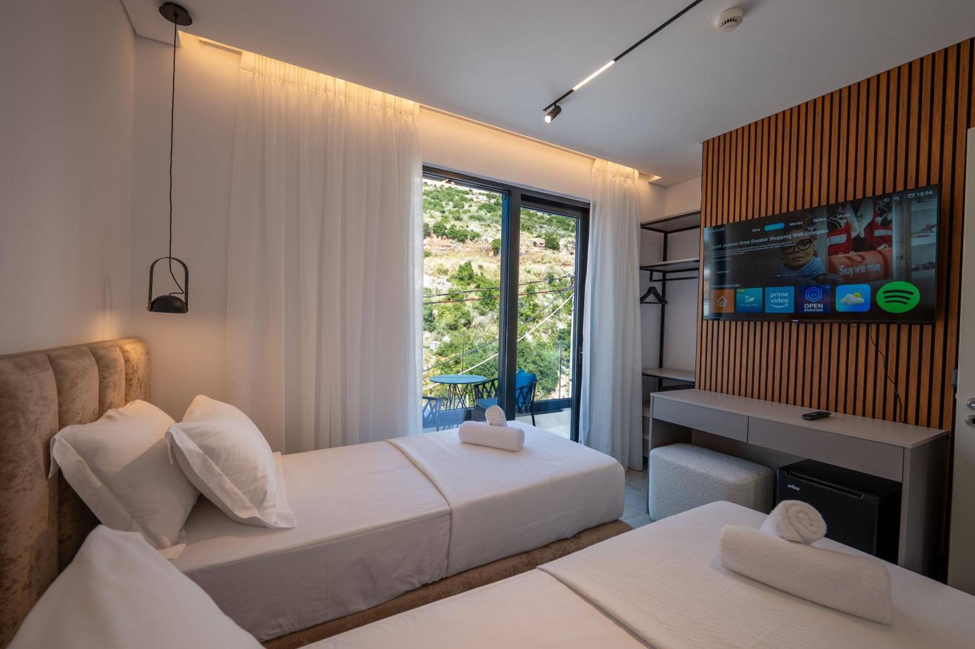 Litan Hotel Саранда Экстерьер фото