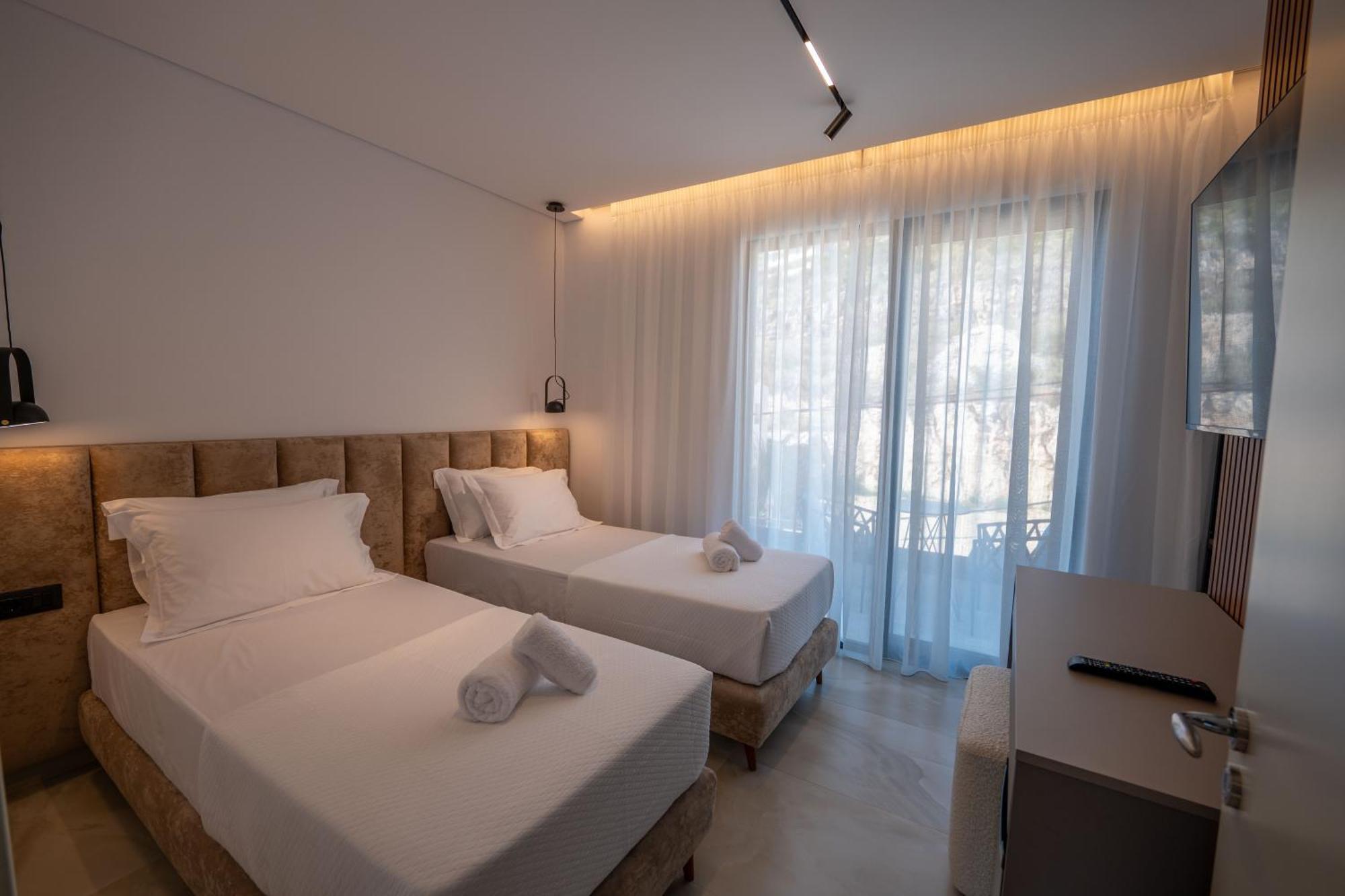 Litan Hotel Саранда Экстерьер фото